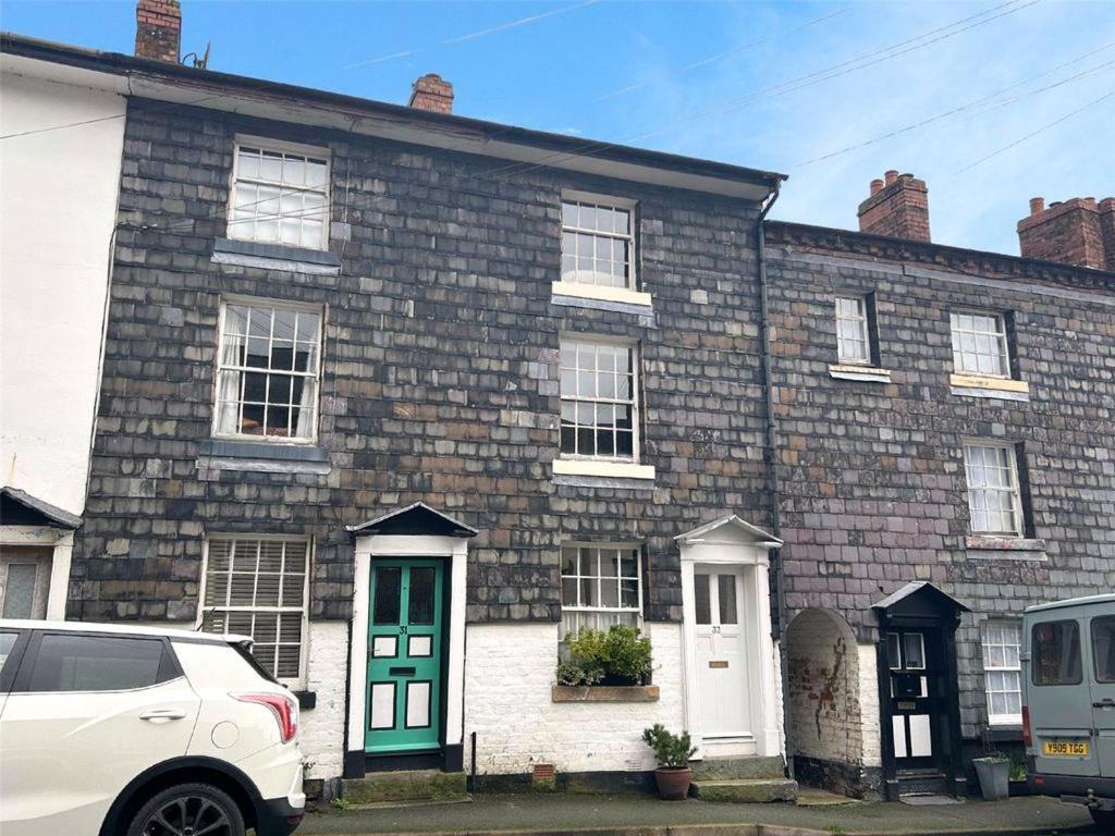 Вилла Georgian Terrace Town House In Mid Wales Ньютаун Экстерьер фото